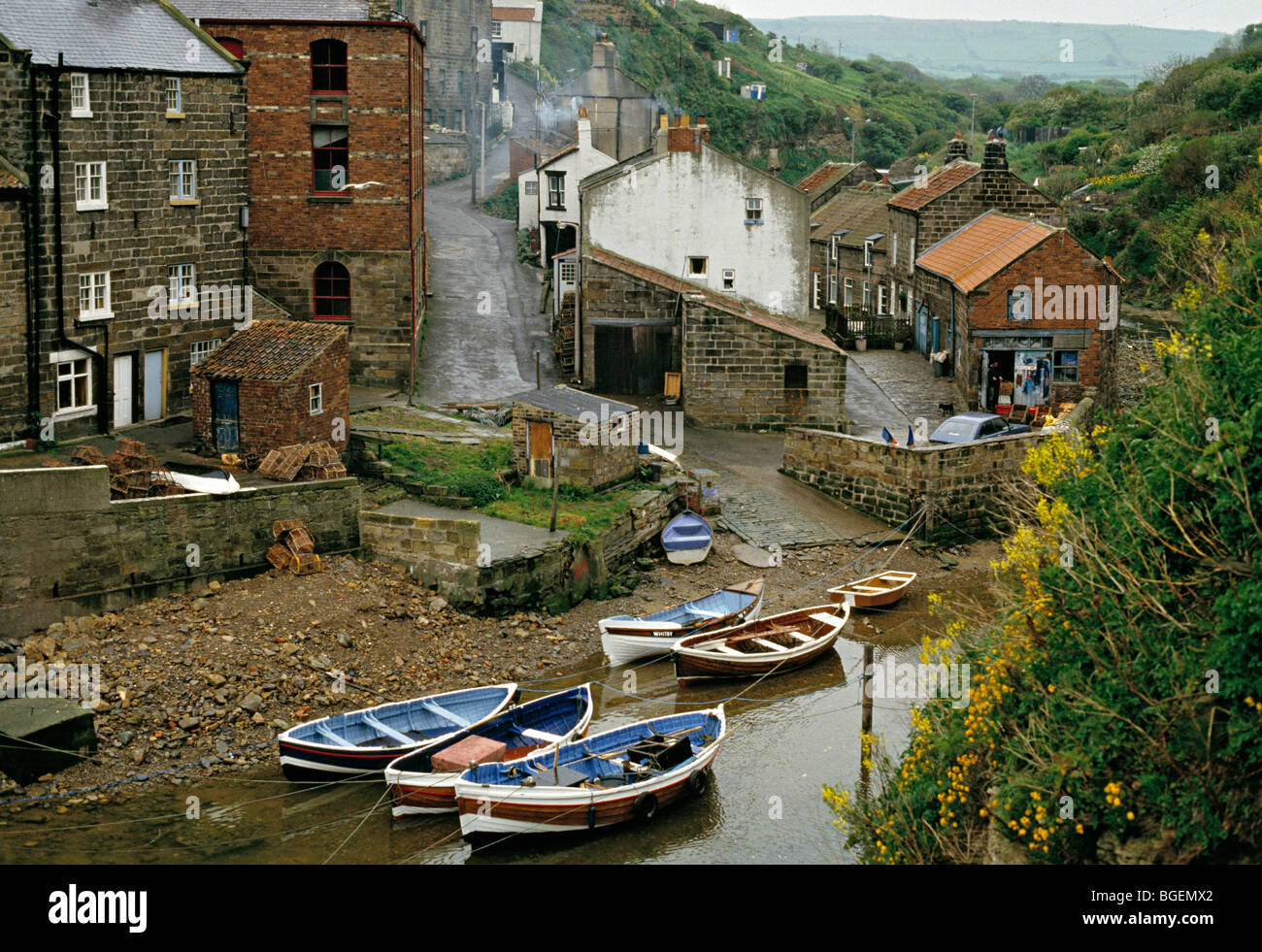 Staithes_from_Cowbar_North_Yorkshire_Eng