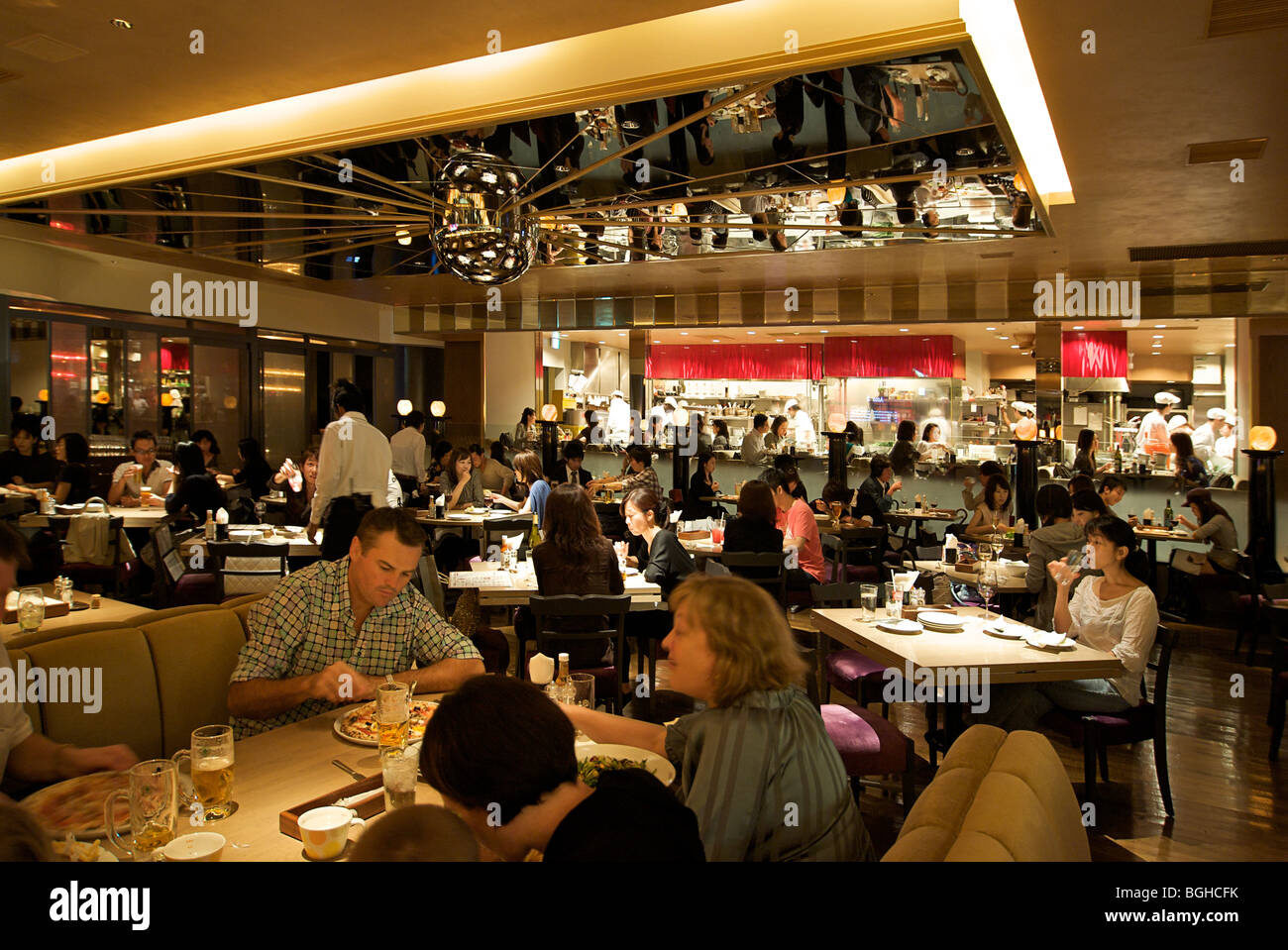 Busy restaurant in Mori Tower, Roppongi Hills, Tokyo, Japan Stock Photo, Royalty Free ...