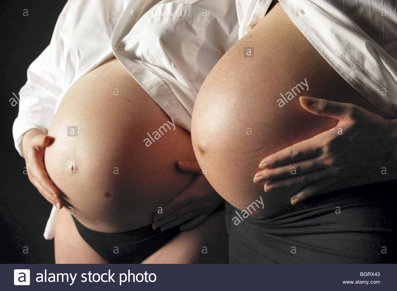 Pictures Pregnant Women Bellies 118