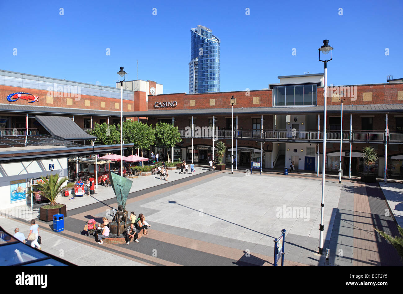 Portsmouth, Gunwharf Quays, Central Square Stock Photo, Royalty Free