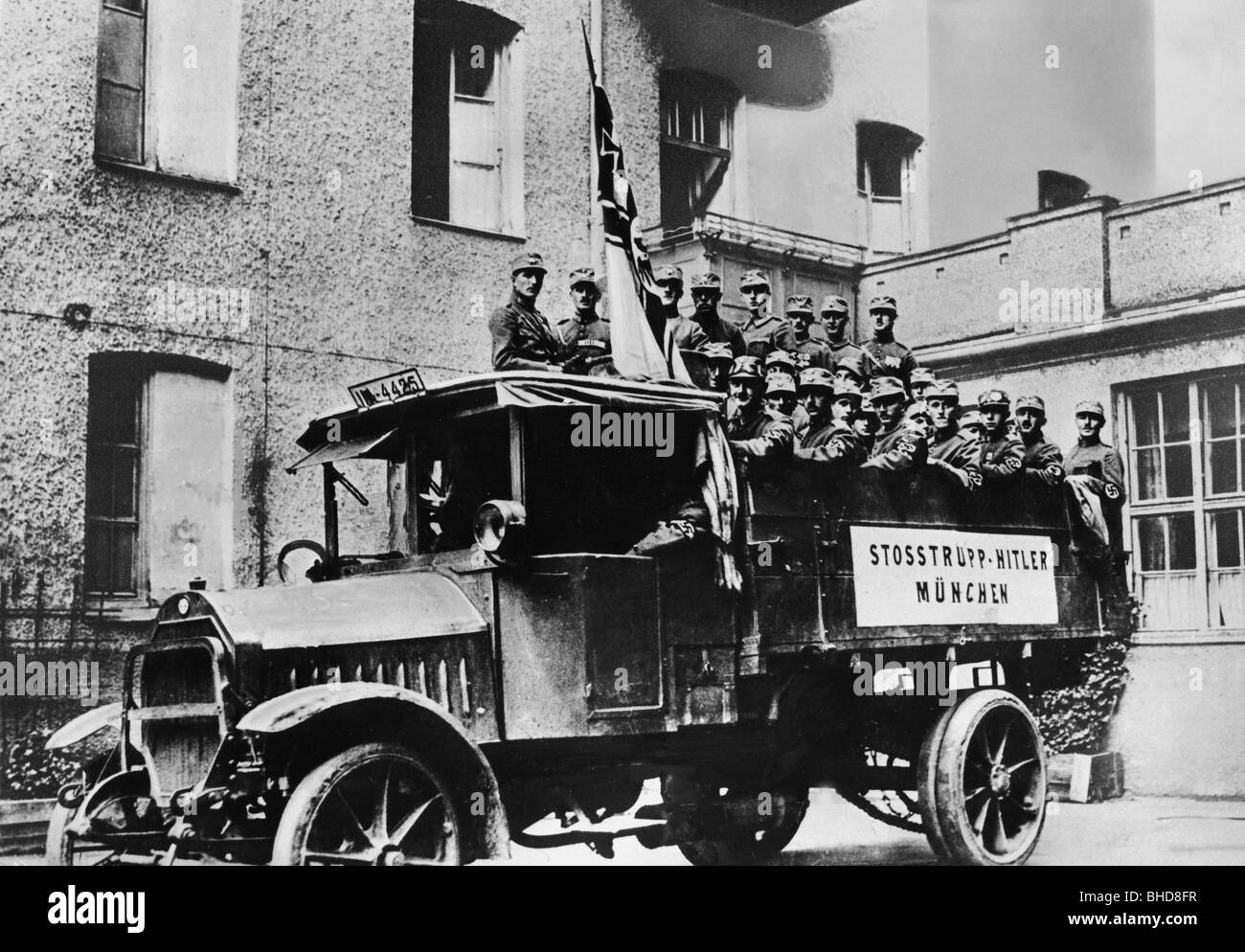 events, Beer Hall Putsch 1923, putschists on a lorry, Munich Stock