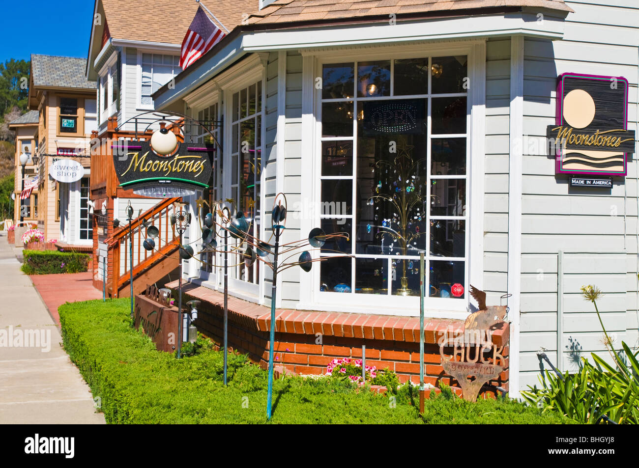 Moonstones Gallery and shops, Cambria, California Stock Photo, Royalty
