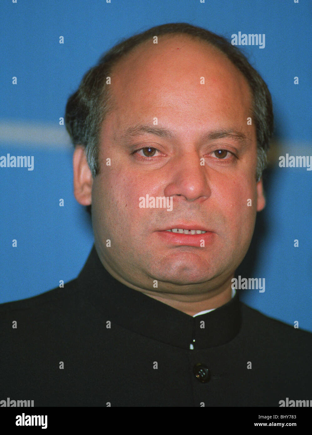 <b>MOHAMMAD NAWAZ</b> SHARIF PRIME MINISTER OF PAKISTAN 23 June 1992 Stock Photo - mohammad-nawaz-sharif-prime-minister-of-pakistan-23-june-1992-BHY783