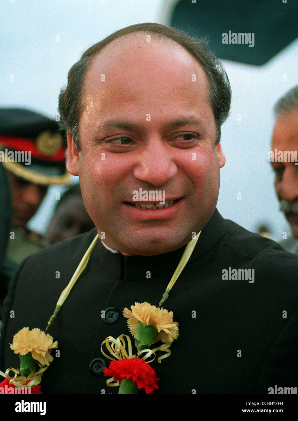 <b>MOHAMMAD NAWAZ</b> SHARIF PRIME MINISTER OF PAKISTAN 03 November 1991 Stock <b>...</b> - mohammad-nawaz-sharif-prime-minister-of-pakistan-03-november-1991-BHY8FH