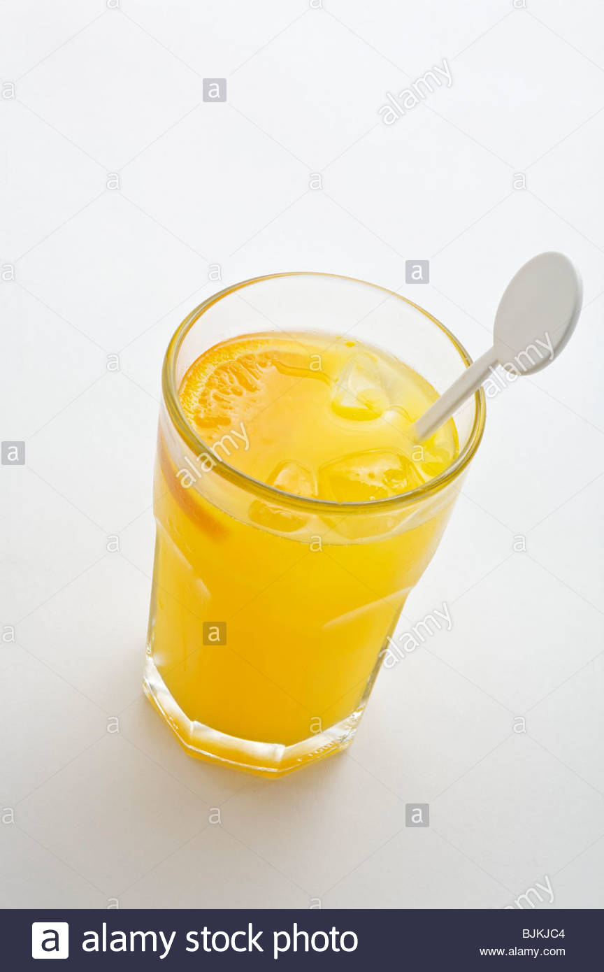 screwdriver long drink made with vodka and orange juice screwdriver long drink made with vodka and orange juice