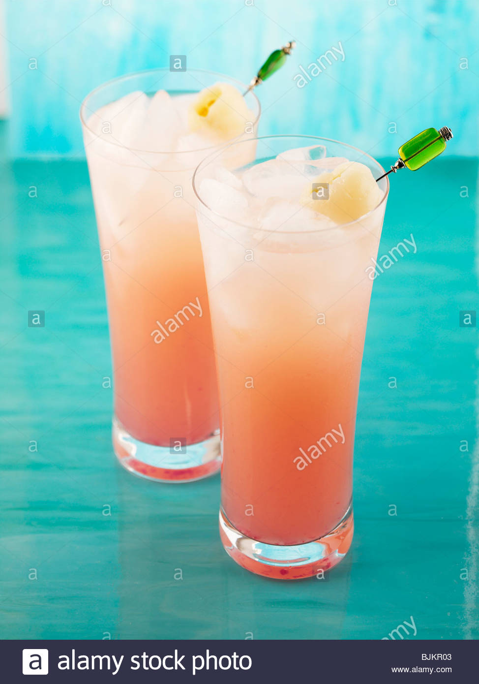 Lychee Spritzer (made With Tequila, Lychee Liqueur, Grapefruit Juice