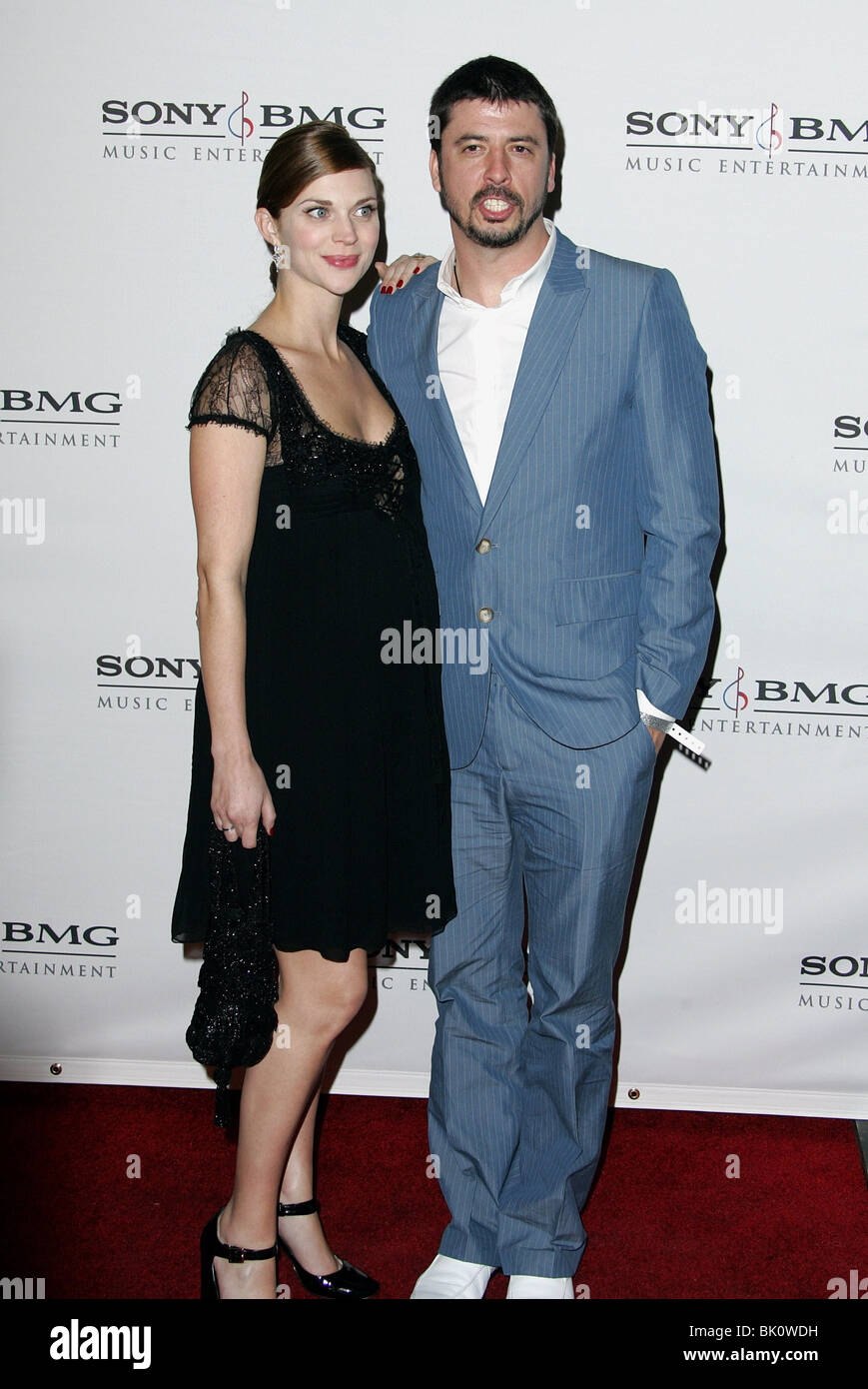 DAVE GROHL & WIFE SONY BMG 2006 GRAMMY AWARDS PARTY ROOSEVELT HOTEL Stock Photo, Royalty Free