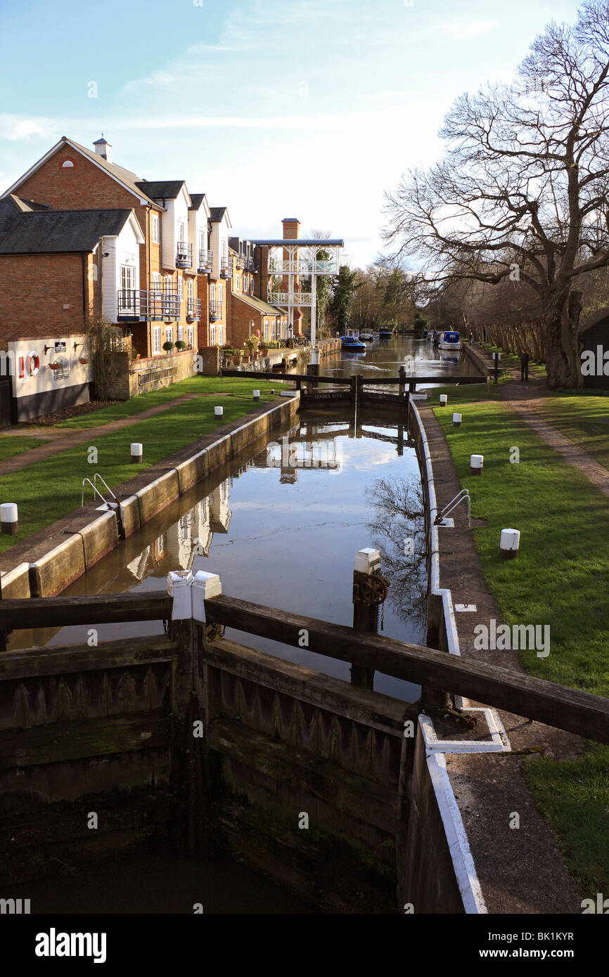 Thames Lock River Wey | thames lock river wey navigation canal and river system Thames Lock River Wey | thames lock river wey navigation canal and river system