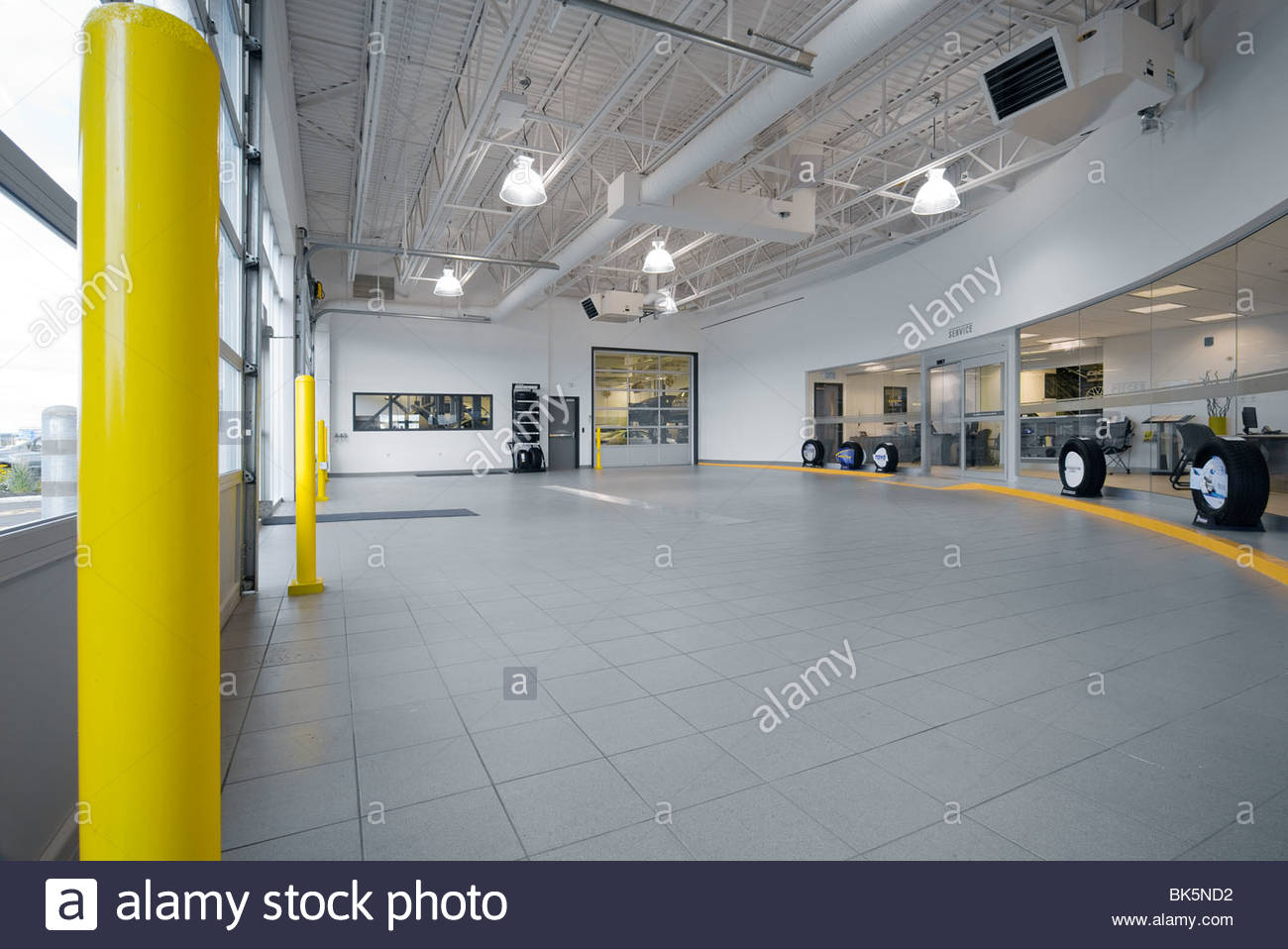 Car dealer garage Stock Photo, Royalty Free Image 29015422 Alamy