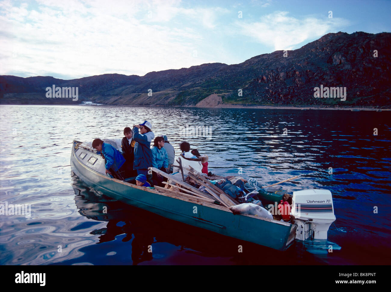 Freighter Canoe Manufacturers by Inuit Freighter Canoe