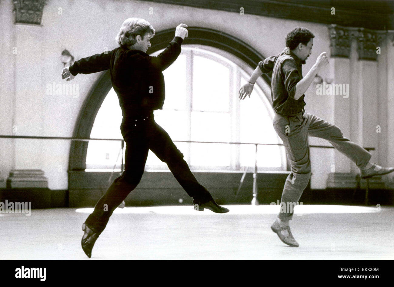 WHITE NIGHTS (1985) GREGORY HINES, MIKHAIL BARYSHNIKOV WHN 001 OS Stock