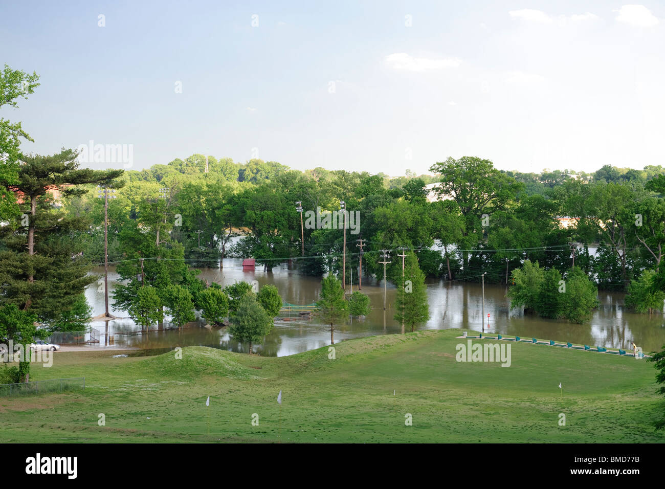 Nashville Tennessee flood 2010, the Cumberland River flooded Shelby