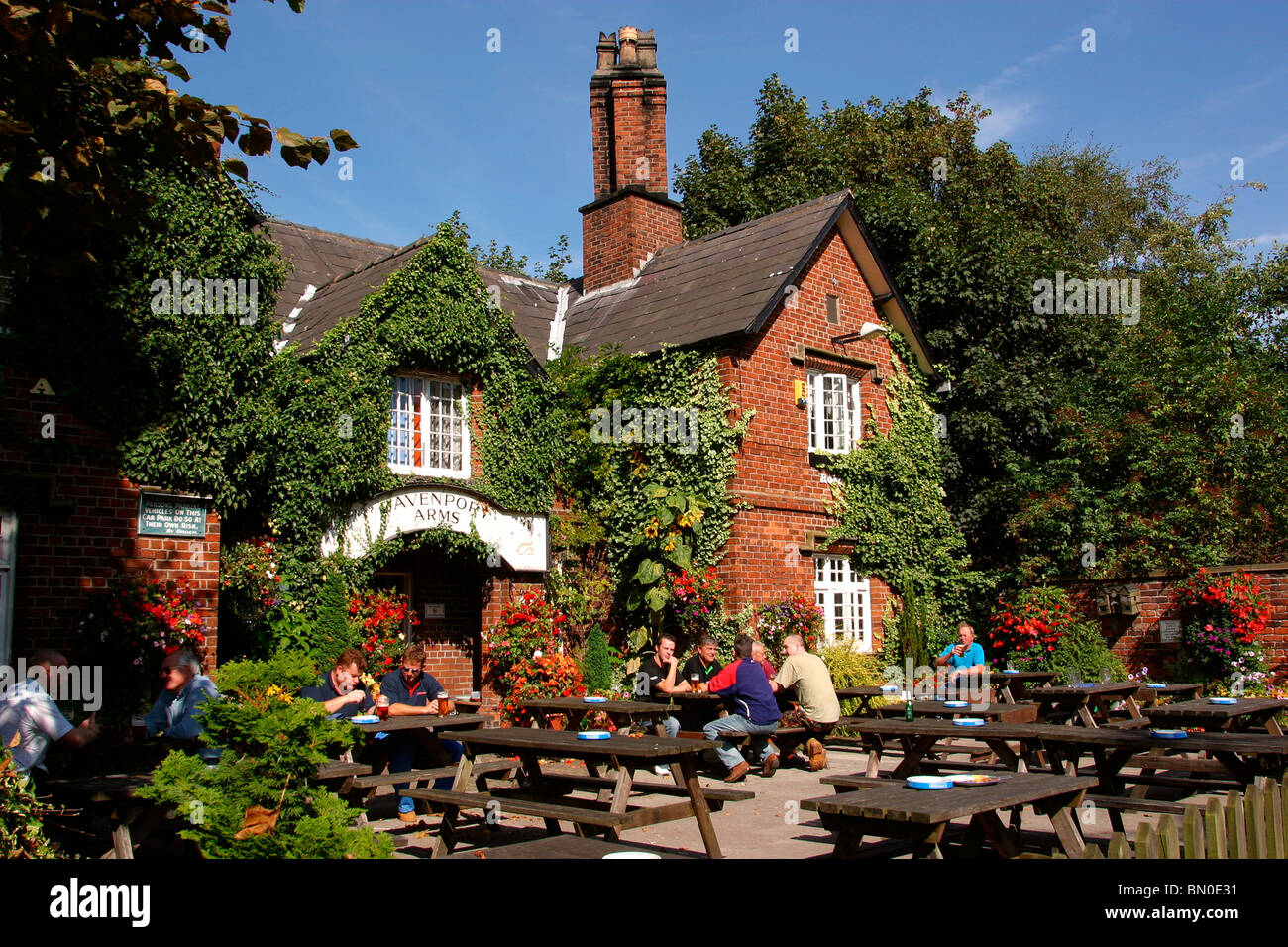 England, Cheshire, Stockport, Woodford, Leisure, Davenport Arms Pub