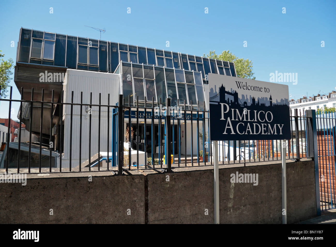 main-entrance-to-pimlico-academy-a-secon