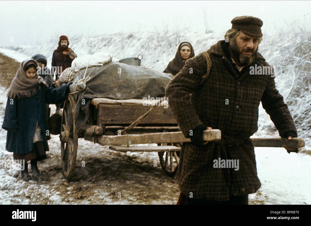 Watch Fiddler on the Roof 1971 movie Online - TwoMovies