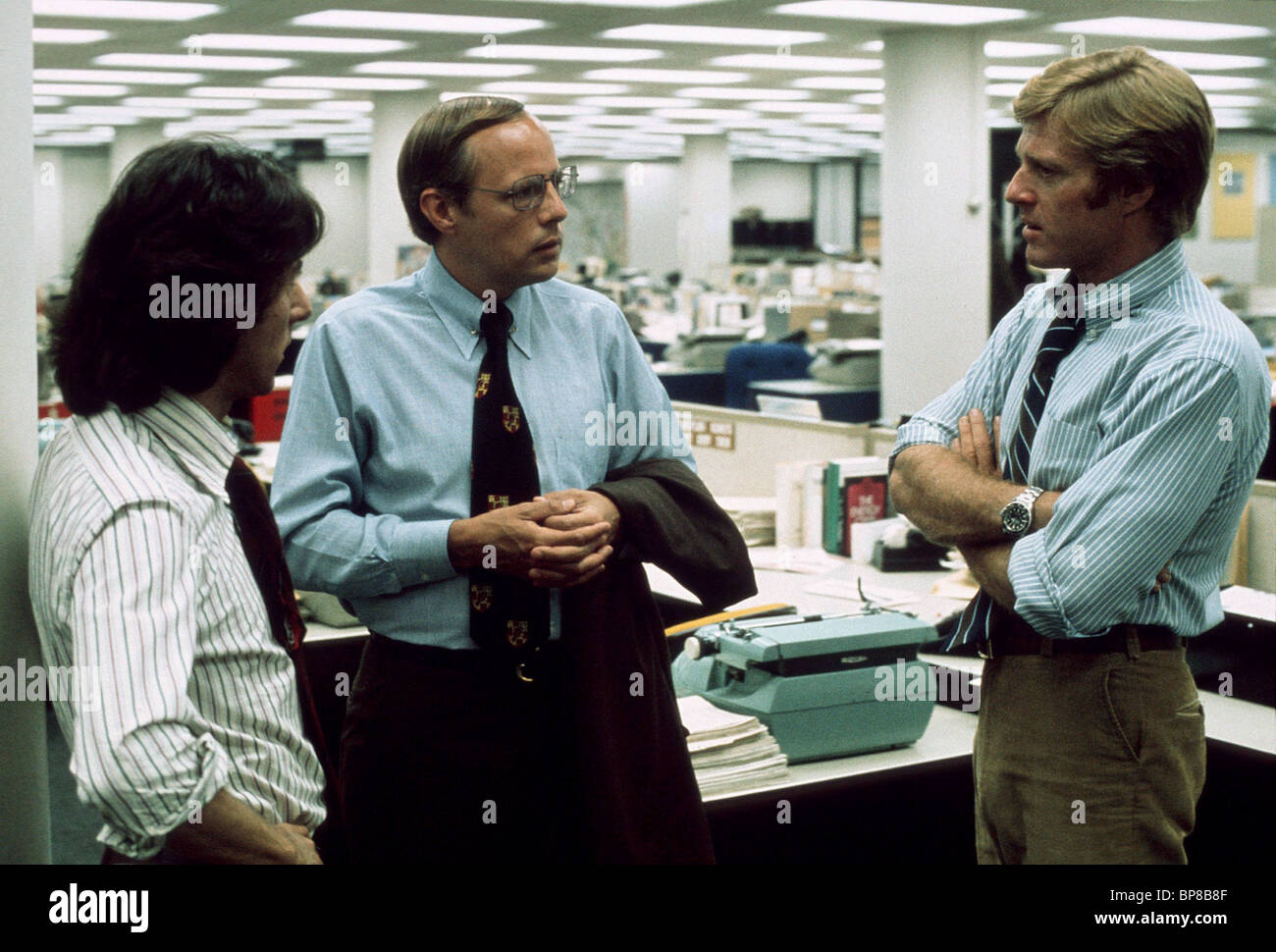 DUSTIN HOFFMAN ROBERT REDFORD ALL THE PRESIDENT'S MEN (1976 Stock Photo