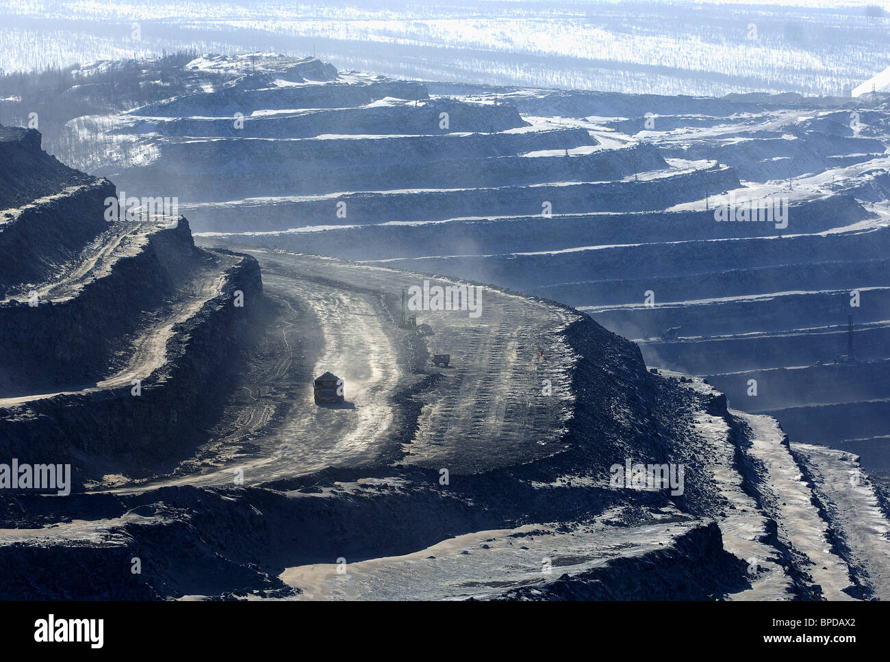 elginskoye-coal-strip-mine-BPDAX2.jpg