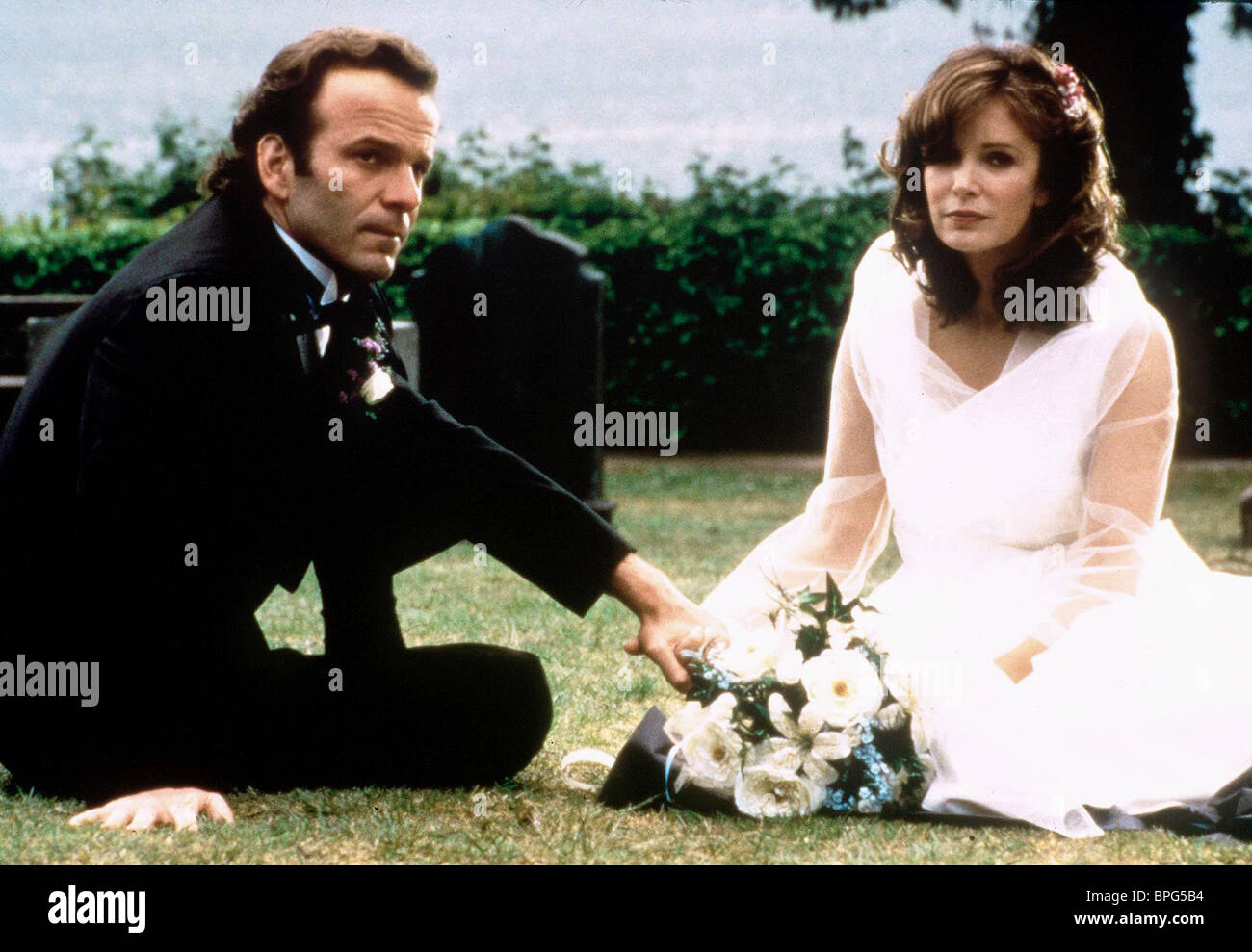 JACLYN SMITH & ROBERT CLOHESSY MARRIED TO A STRANGER (1997 Stock Photo, Royalty Free Image