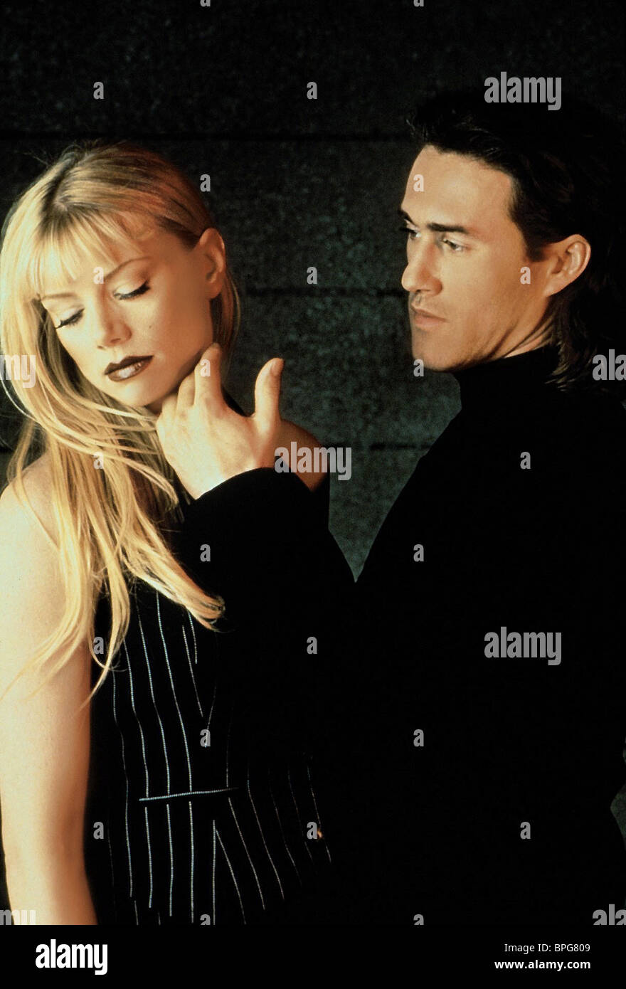PETA WILSON & ROY DUPUIS LA FEMME NIKITA (1997 Stock Photo, Royalty