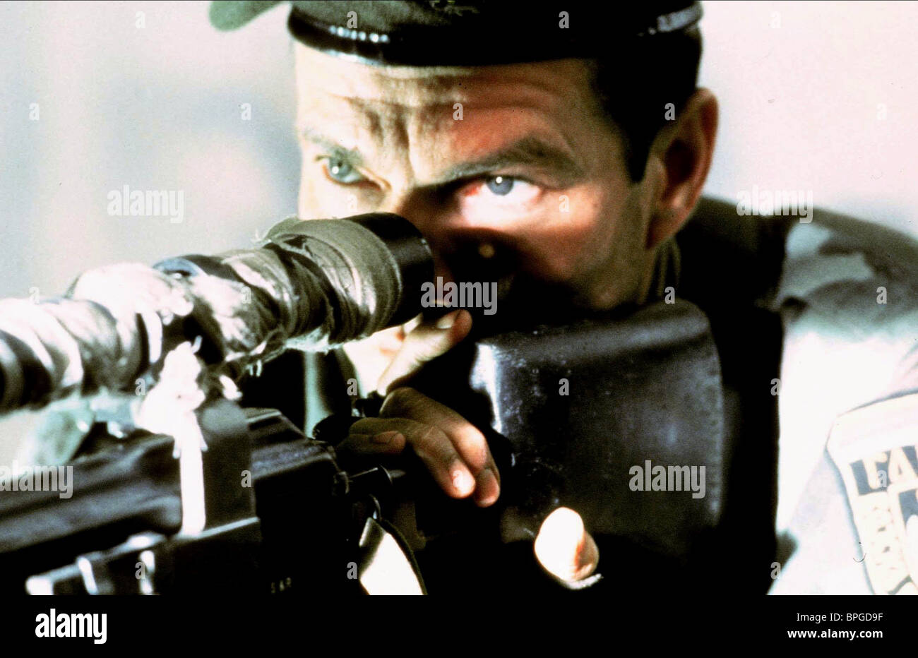 DENNIS QUAID SAVIOR (1998 Stock Photo, Royalty Free Image: 31094491 - Alamy