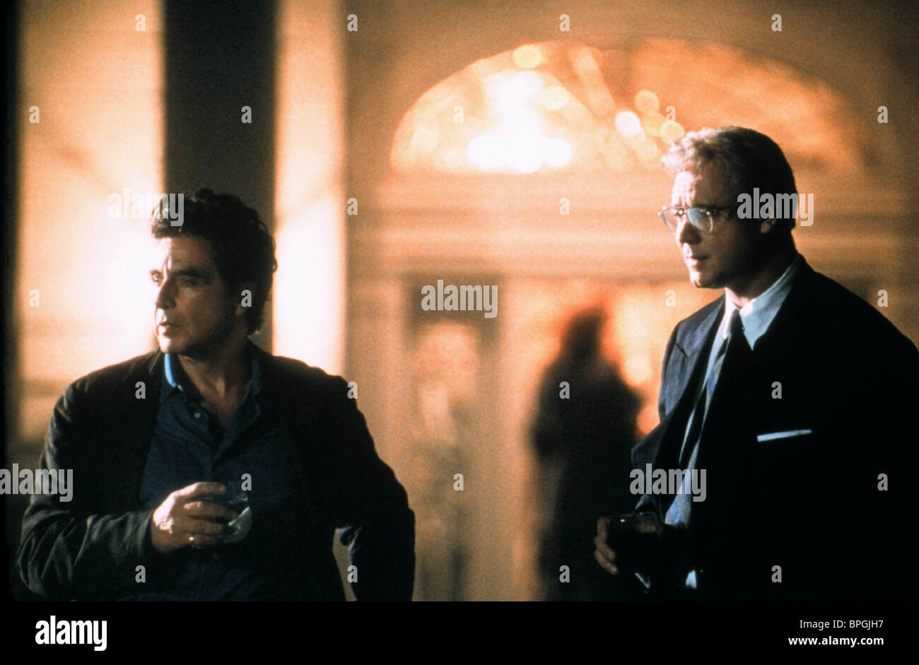 AL PACINO & RUSSELL CROWE THE INSIDER (1999 Stock Photo: 31098627 - Alamy