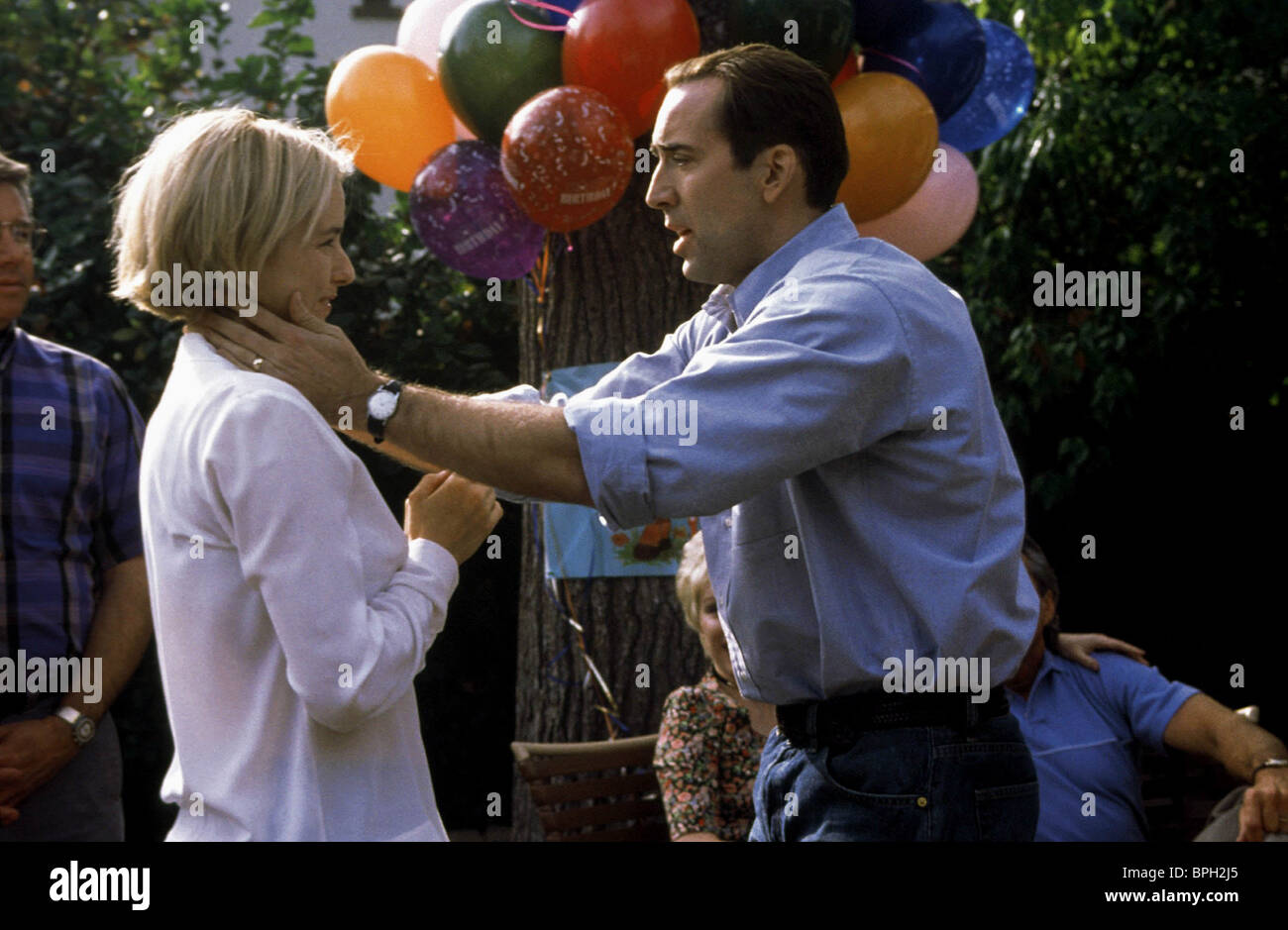 TEA LEONI & NICOLAS CAGE THE FAMILY MAN (2000 Stock Photo, Royalty Free