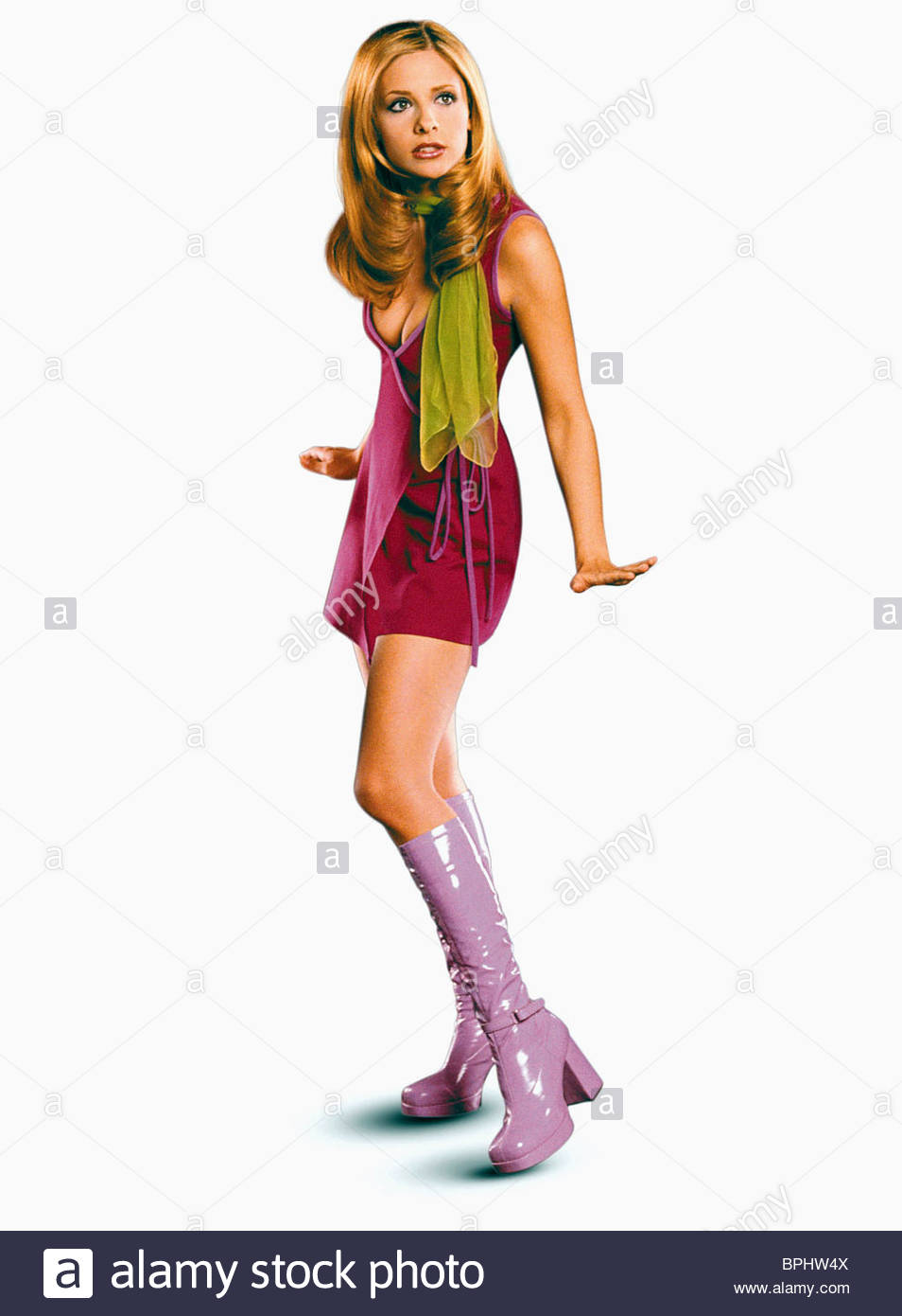SARAH MICHELLE GELLAR SCOOBYDOO; SCOOBY DOO (2002 Stock Photo, Royalty Free Image 31125722 Alamy
