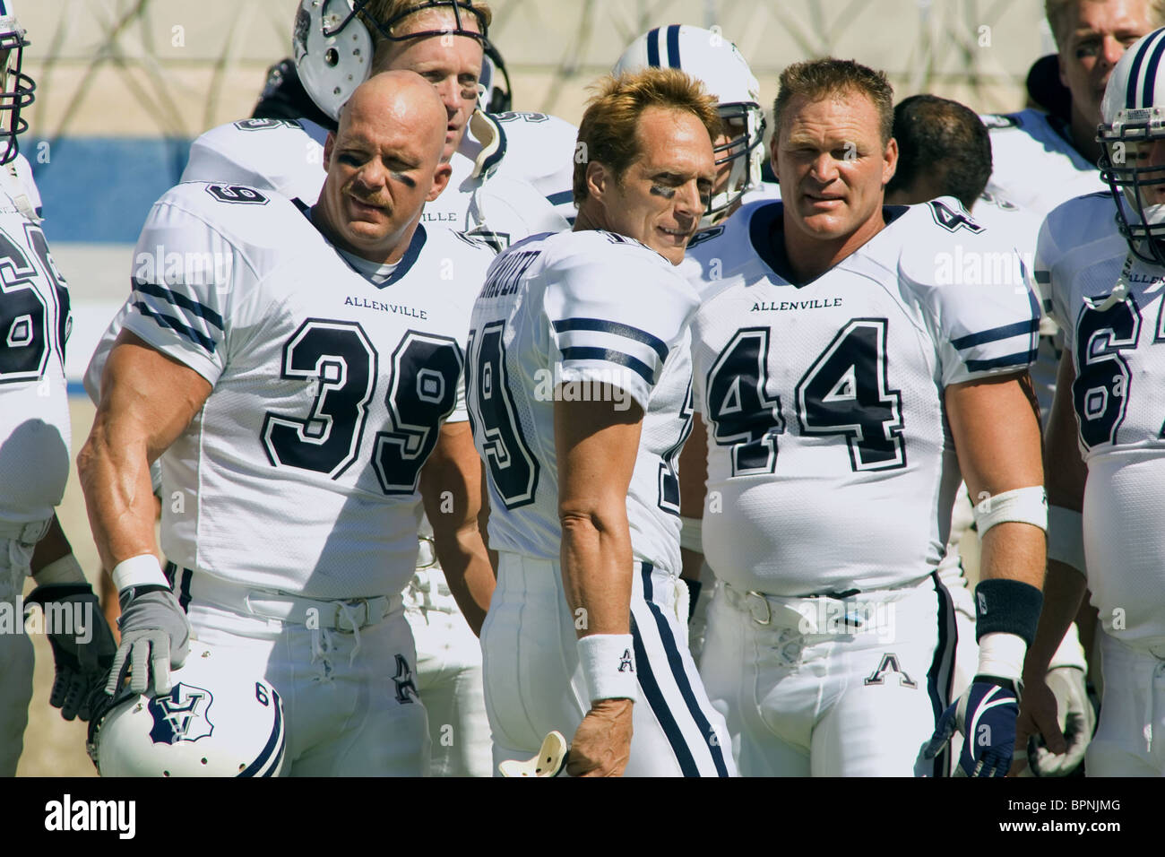 STEVE AUSTIN WILLIAM FICHTNER & BRIAN BOSWORTH THE LONGEST YARD Stock