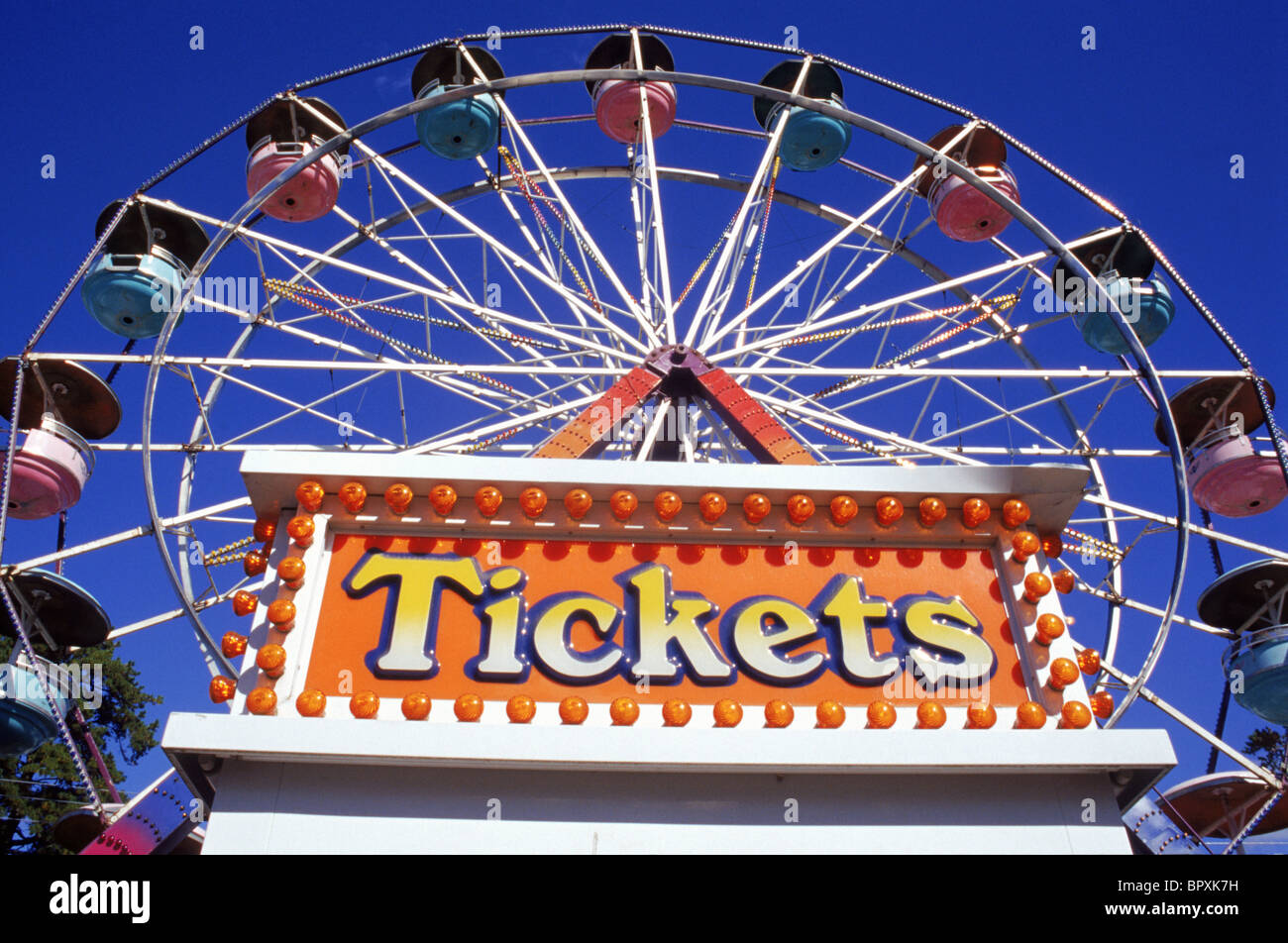 county fair ferris wheel ticket booth Stock Photo, Royalty Free Image 31318661 Alamy