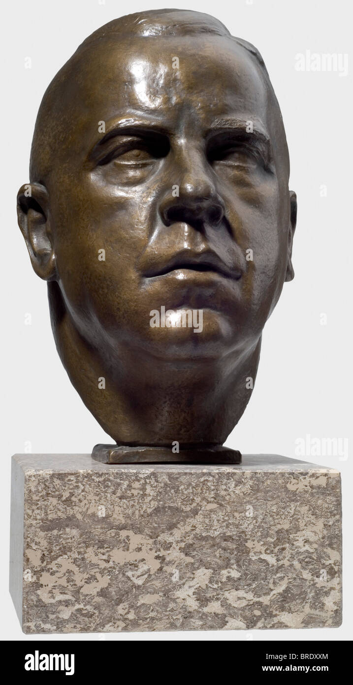 Download preview image - ferdinand-liebermann-1883-1941-a-bronze-head-max-amann-expressive-BRDXXM