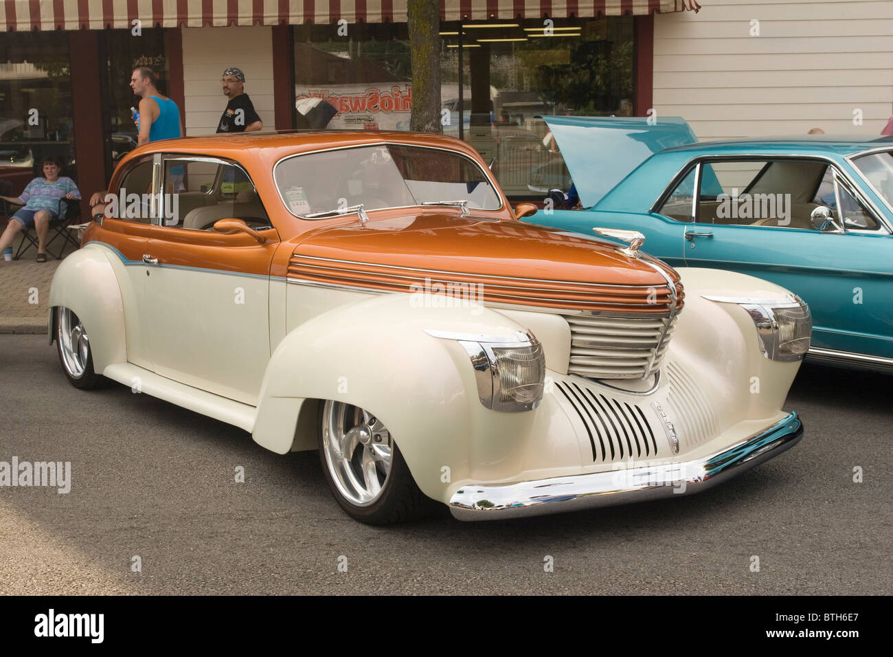 Auto 1939 Graham Sharknose Victoria. Customised Stock Photo, Royalty