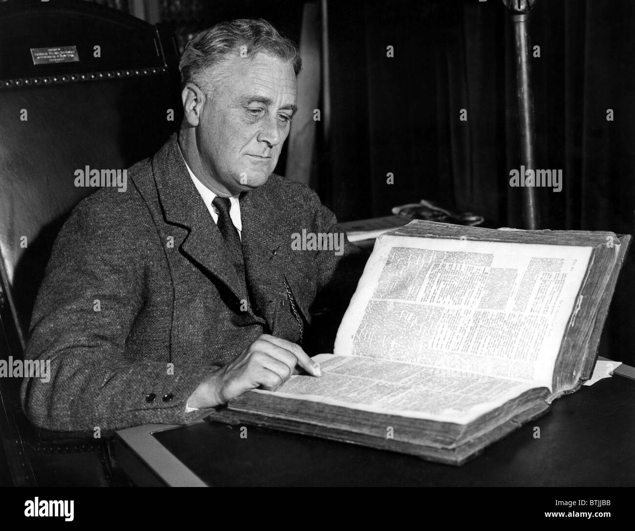 failures of president franklin delano roosevelt Assess the effectiveness of franklin roosevelt’s the election of franklin d roosevelt to the presidency in 1932 buoyed the new president did. failures of president franklin delano roosevelt Assess the effectiveness of franklin roosevelt’s the election of franklin d roosevelt to the presidency in 1932 buoyed the new president did.