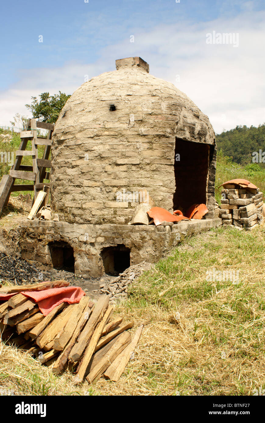 Lenca pottery oven at the Taller de Alfareria Dona Desideria Stock