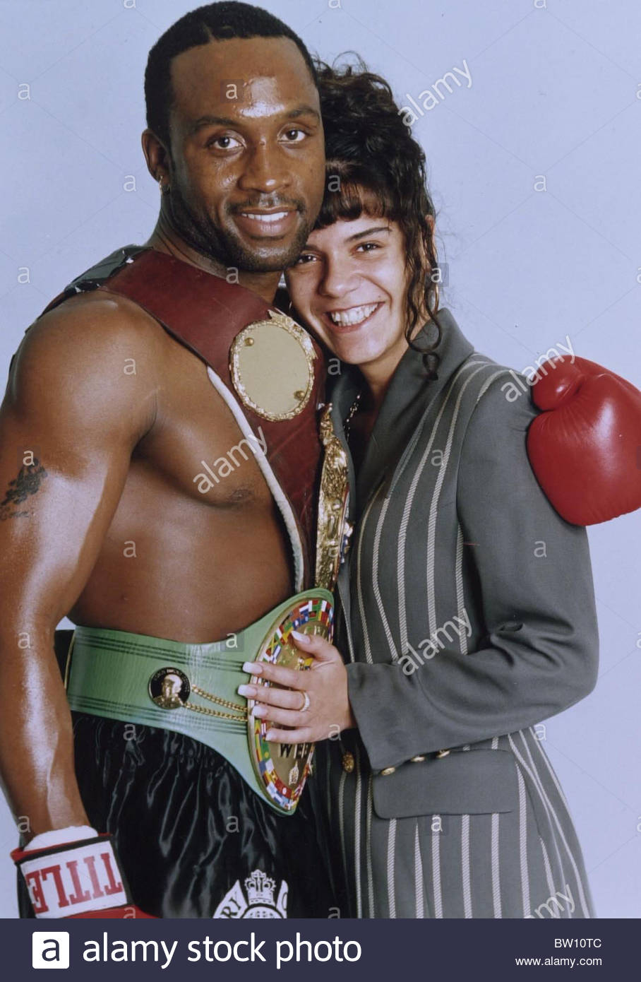 nigelbennandhiswifecarolynein1994boxerspersonalityBW10TC.jpg