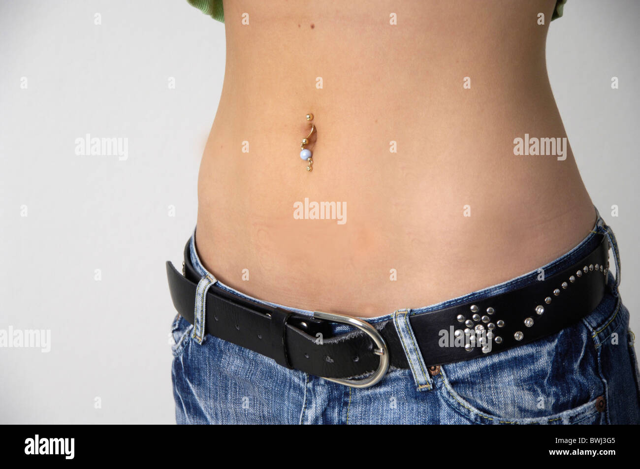 Woman Body Detail Belly Piercing Bellybutton Belly Button Piercing for Hip Piercing Jewelry