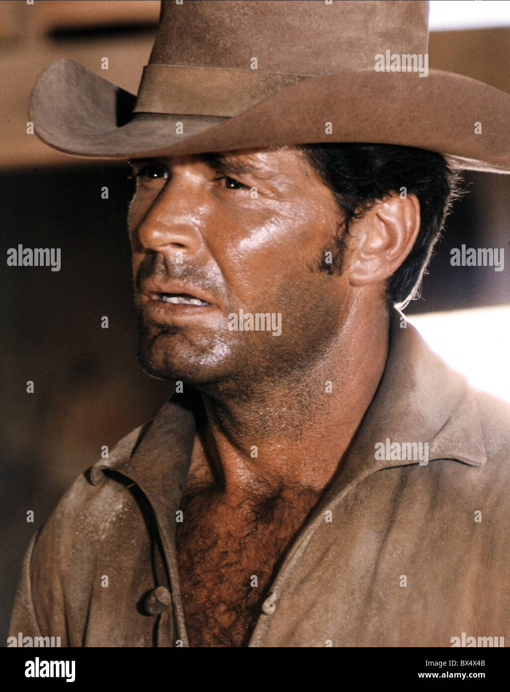 JAMES GARNER A MAN CALLED SLEDGE (1970 Stock Photo 33299739 Alamy