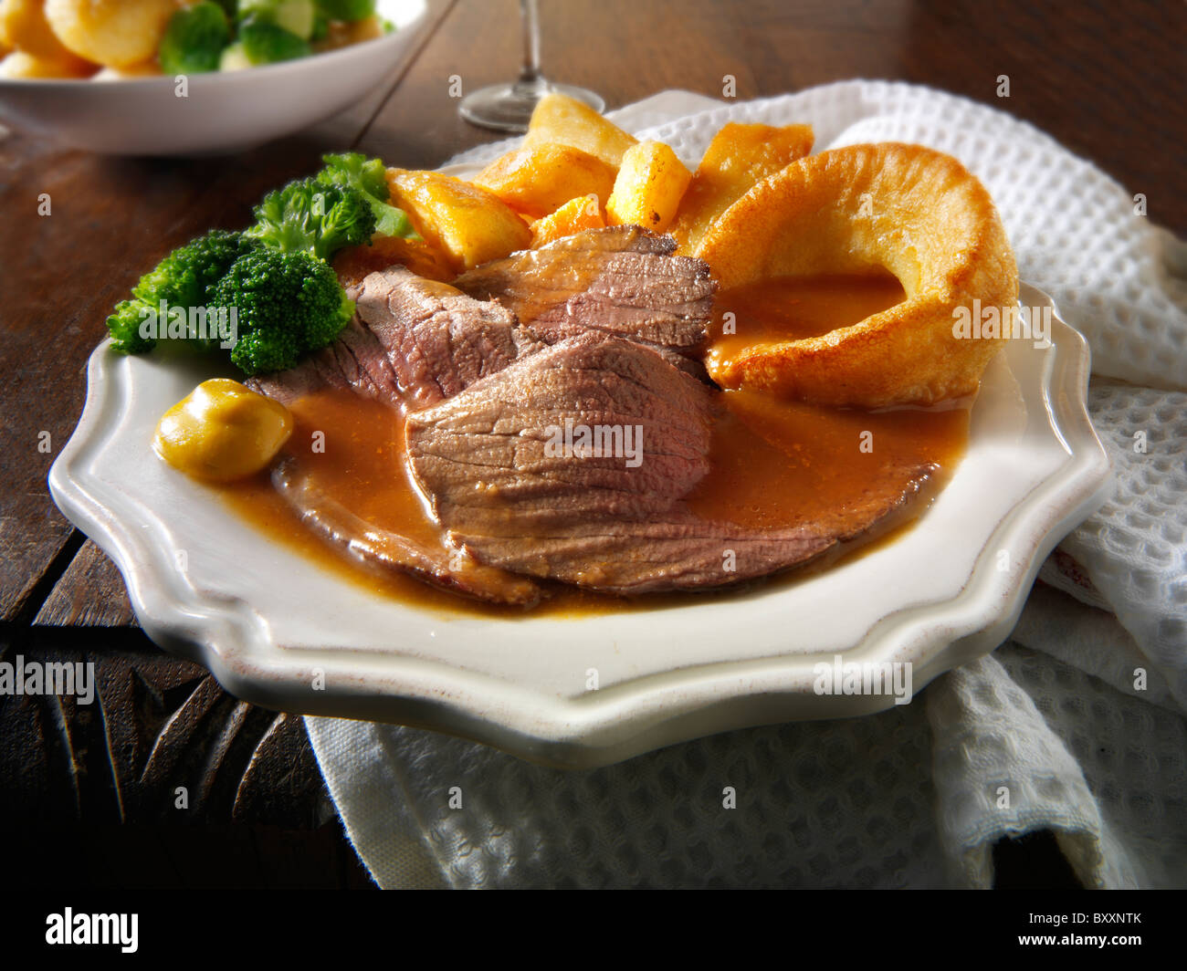 Roast beef Yorkshire pudding and gravy Stock Photo 33779331 Alamy