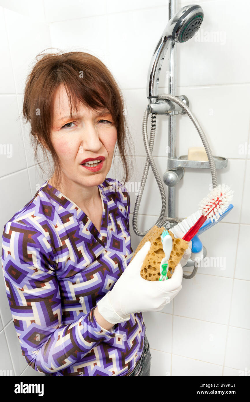 Cleaning Bathroom Sponge Hi Res Stock Photography And Images Alamy