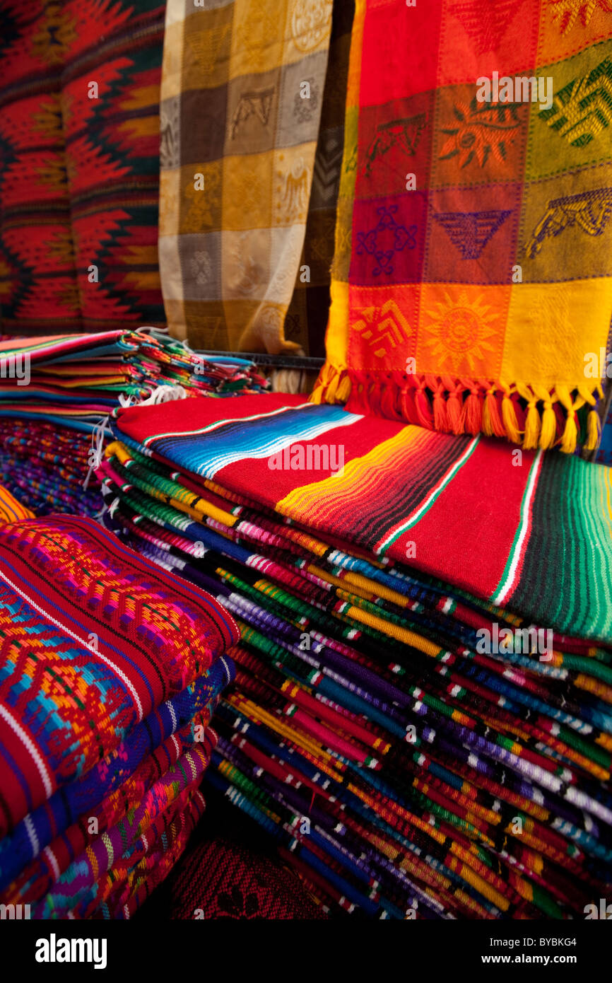 Colorful Blankets San Cristobal De Las Casas Chiapas Mexico - Colorful Blankets San Cristobal De Las Casas Chiapas Mexico colorful blankets san cristobal de las casas chiapas mexico - colorful blankets san cristobal de las casas chiapas mexico