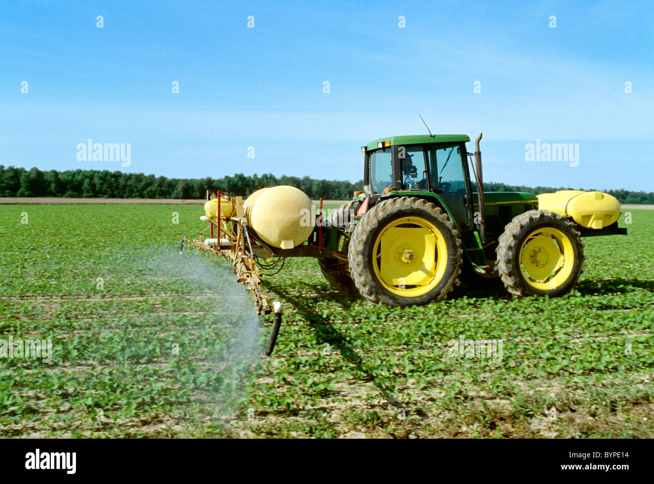 Agriculture Chemical application, applying post emergence herbicide