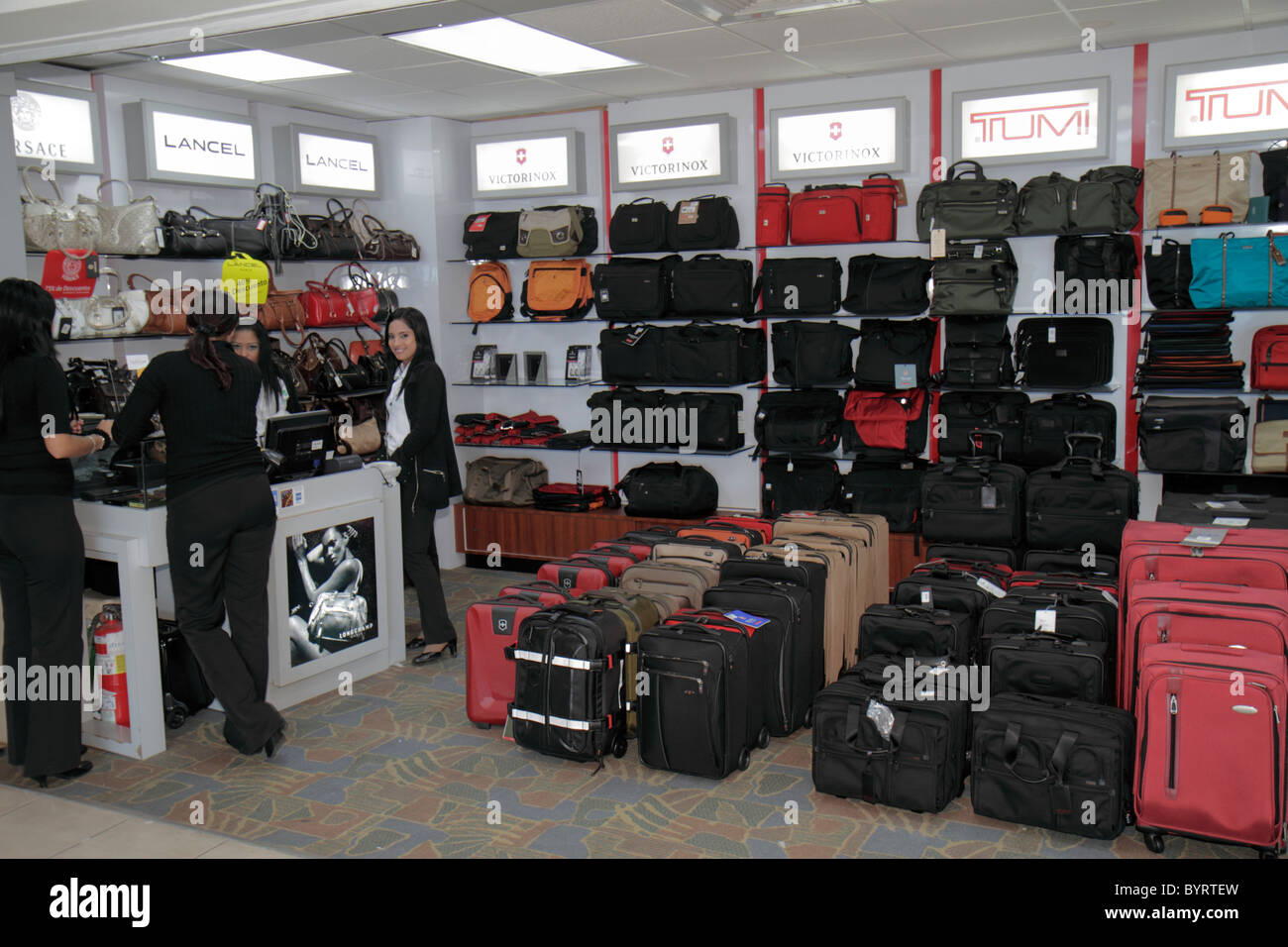 Panama City Panama Aeropuerto Tocumen airport PTY shopping terminal