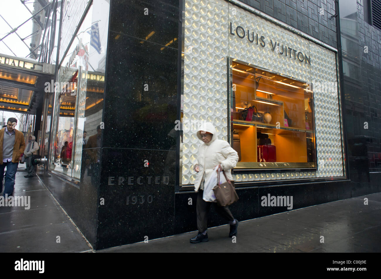 Bloomingdale&#39;s department store promotes Louis Vuitton merchandise Stock Photo, Royalty Free ...