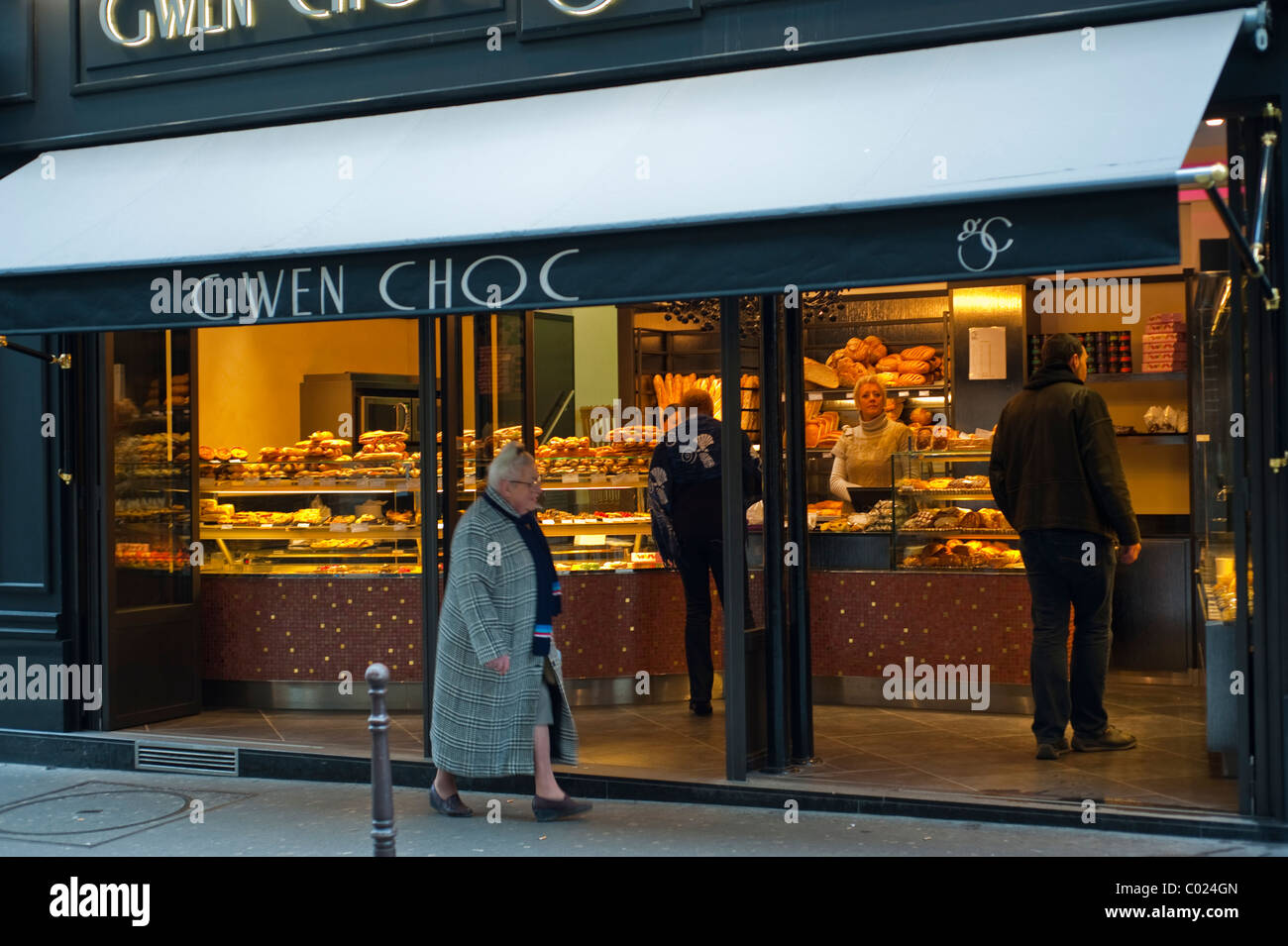 Paris, France, People Buying Bread, French Bakery Shop, Boulangerie Stock Photo 34468245 Alamy
