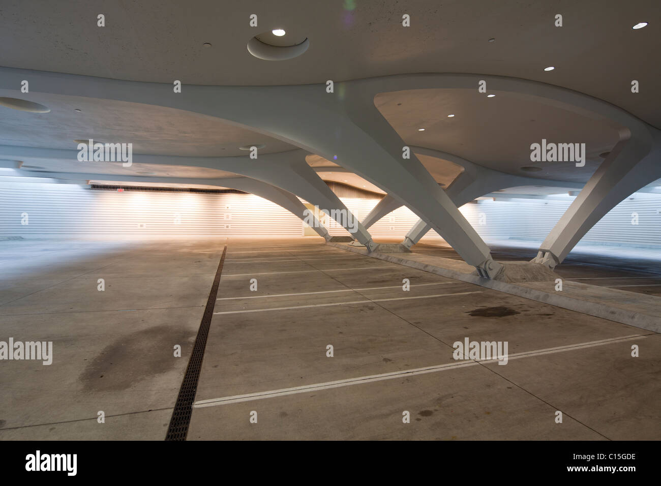 parking garage, Quadracci Pavilion, designed by Santiago Calatrava
