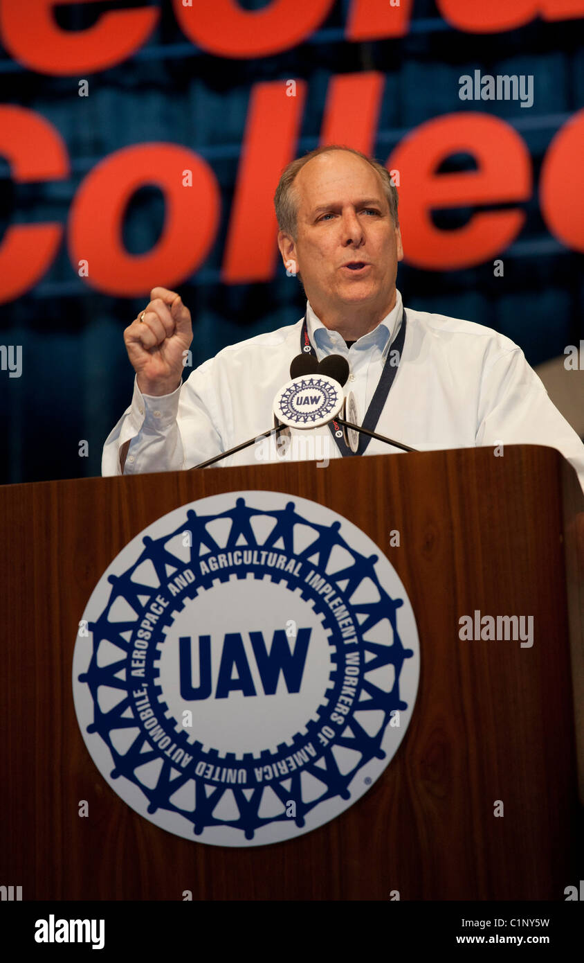 united auto workers The united auto workers union won its first organizing vote at a foreign-owned auto assembly plant in the us south on friday, in a groundbreaking victory after decades of failed attempts. united auto workers The united auto workers union won its first organizing vote at a foreign-owned auto assembly plant in the us south on friday, in a groundbreaking victory after decades of failed attempts.