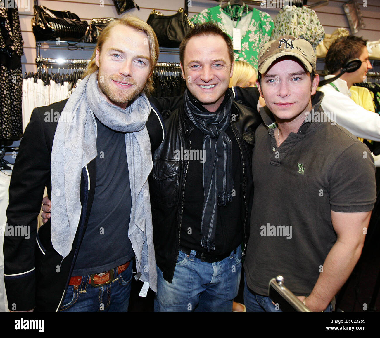 ***File Photo*** * BOYZONE STAR STEPHEN GATELY DEAD AT 33 BOYZONE Stock 
