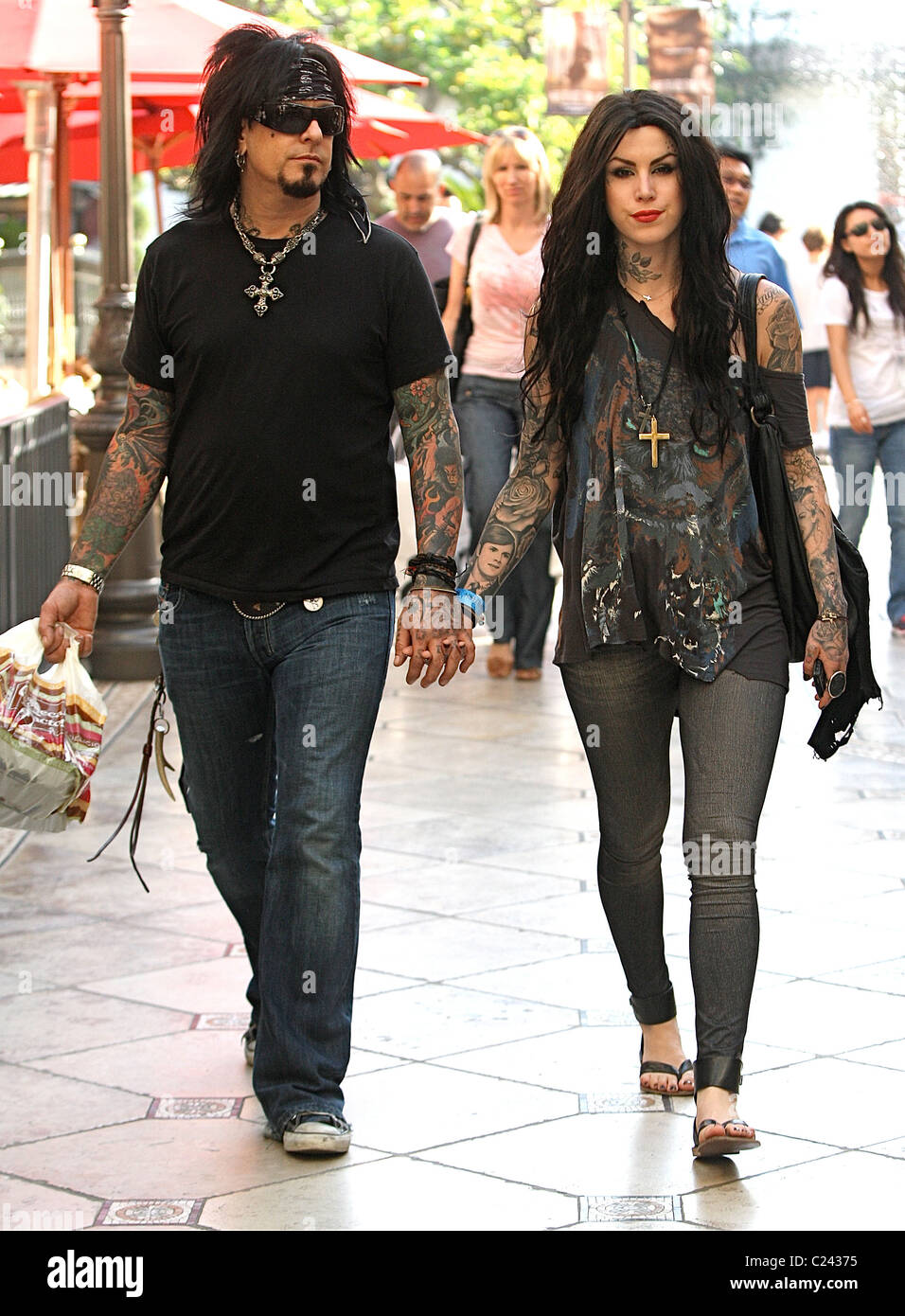 Opinion you Nikki sixx kat von d tattoo event Nikki sixx kat von d tattoo sorry