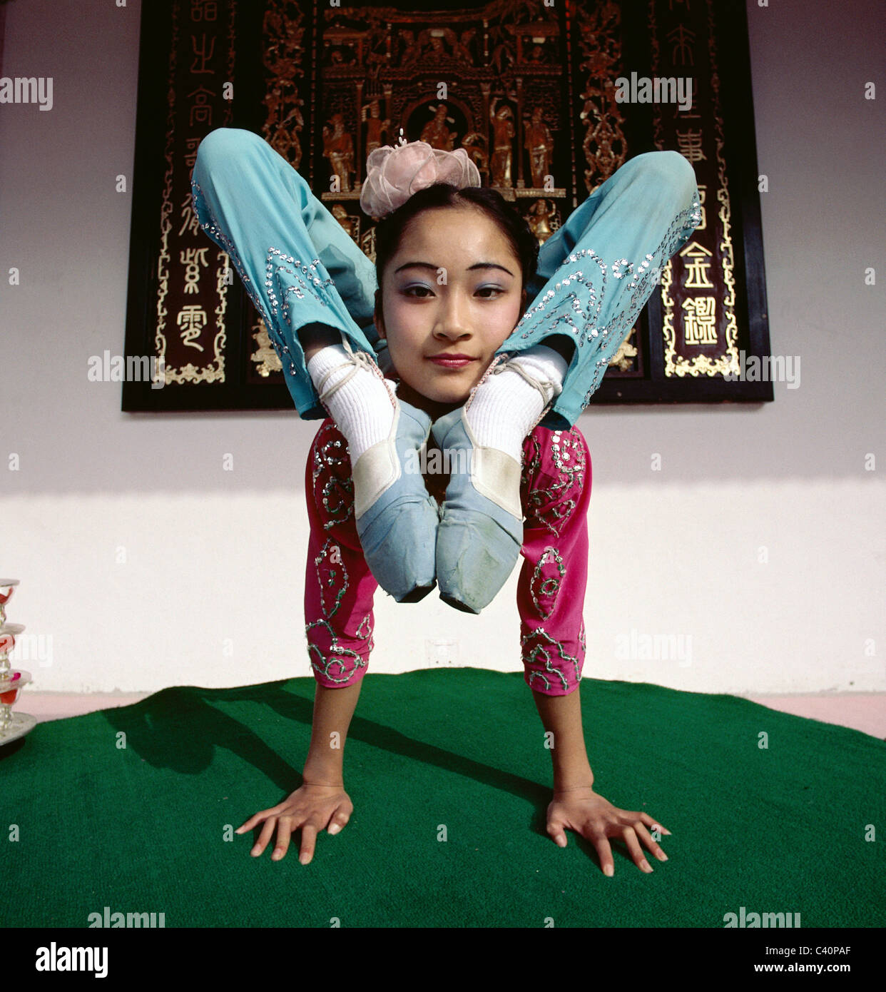 2012 Chinese Womens Gymnastics Team Video Part 9 - YouTube