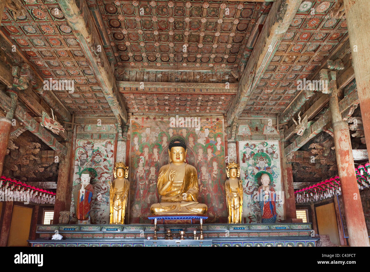 Asia Korea Gyeongju Kyongju Bulguksa Temple Daeungjeon Pavilion