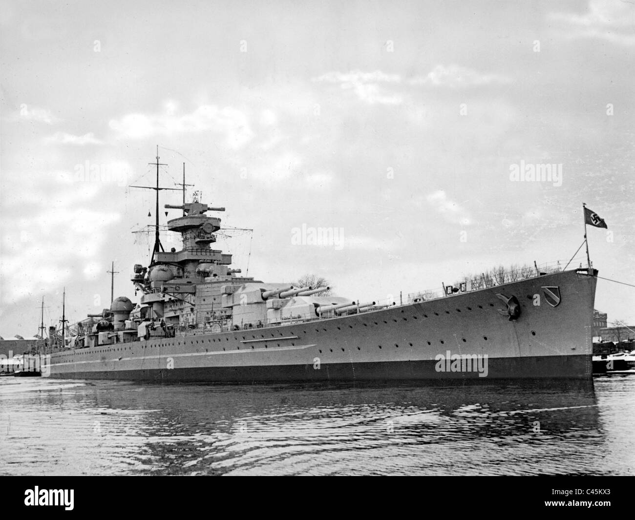 Battleship Scharnhorst Stock Photo 37004747 Alamy